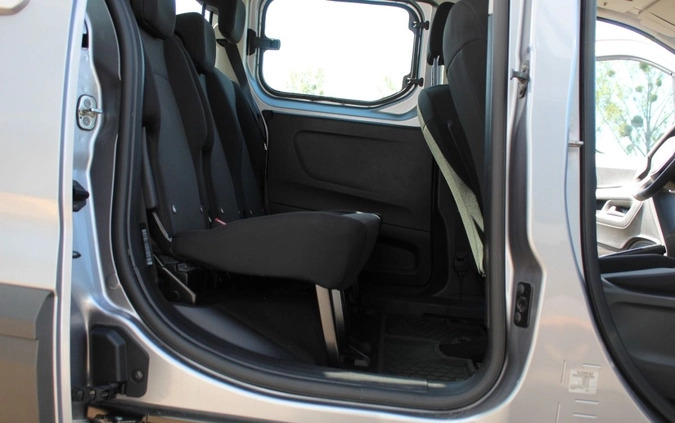 Peugeot Rifter cena 104900 przebieg: 37735, rok produkcji 2022 z Sławków małe 781